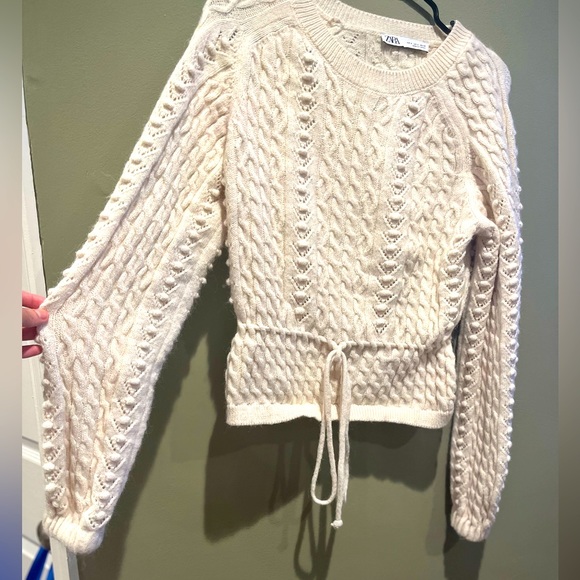 Zara Sweaters - ZARA Sweater Ivory Off White Chunky Knit Women’s Size Small Winter Warm Holiday